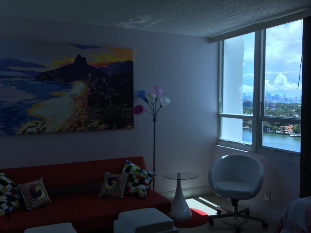 Castle Beach - Great Views Apartment Маями Бийч Екстериор снимка