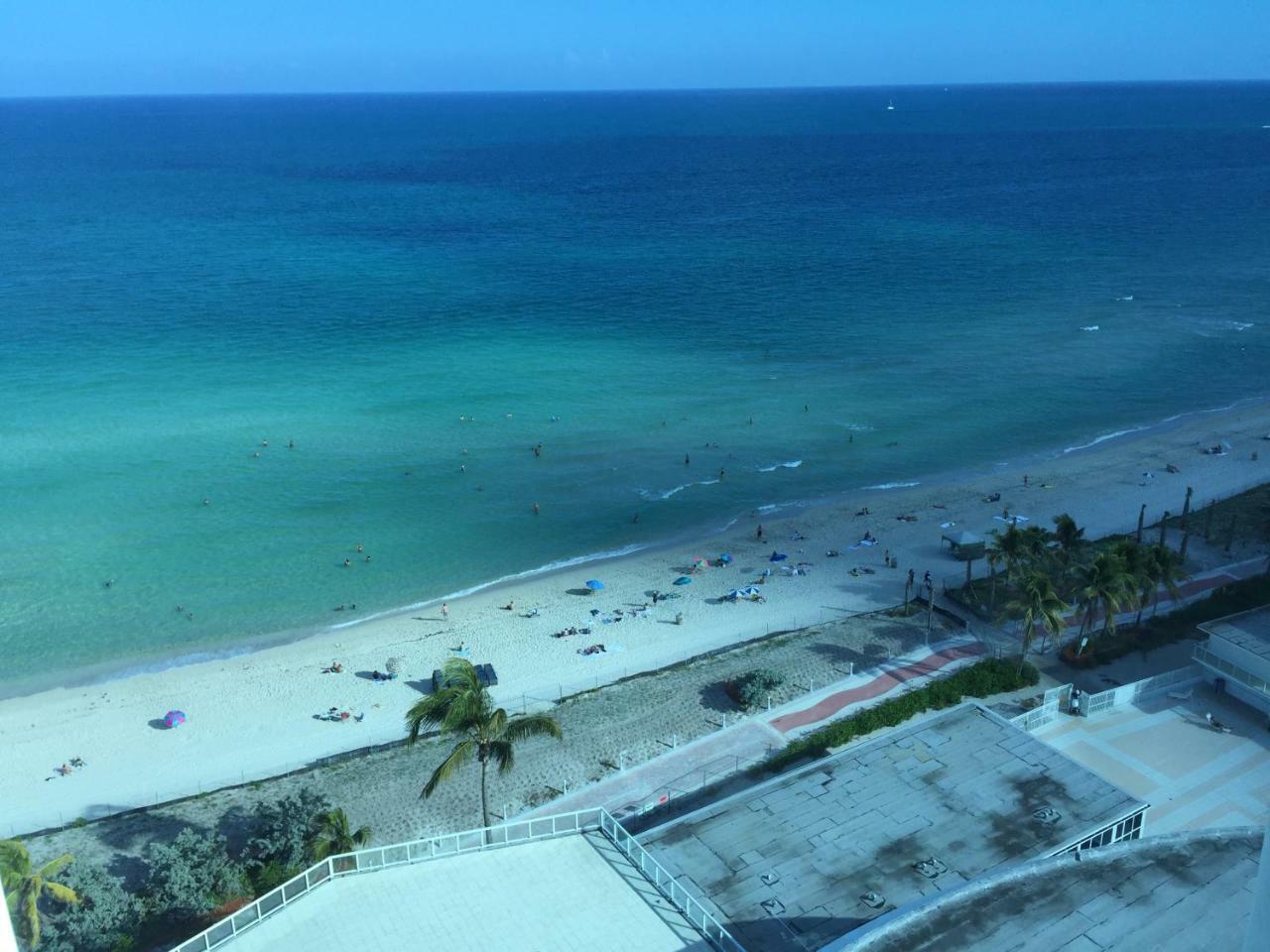 Castle Beach - Great Views Apartment Маями Бийч Екстериор снимка